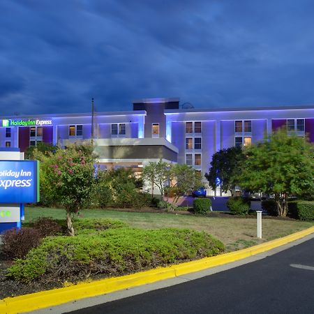 Holiday Inn Express Washington Dc East- Andrews Afb By Ihg Camp Springs Zewnętrze zdjęcie