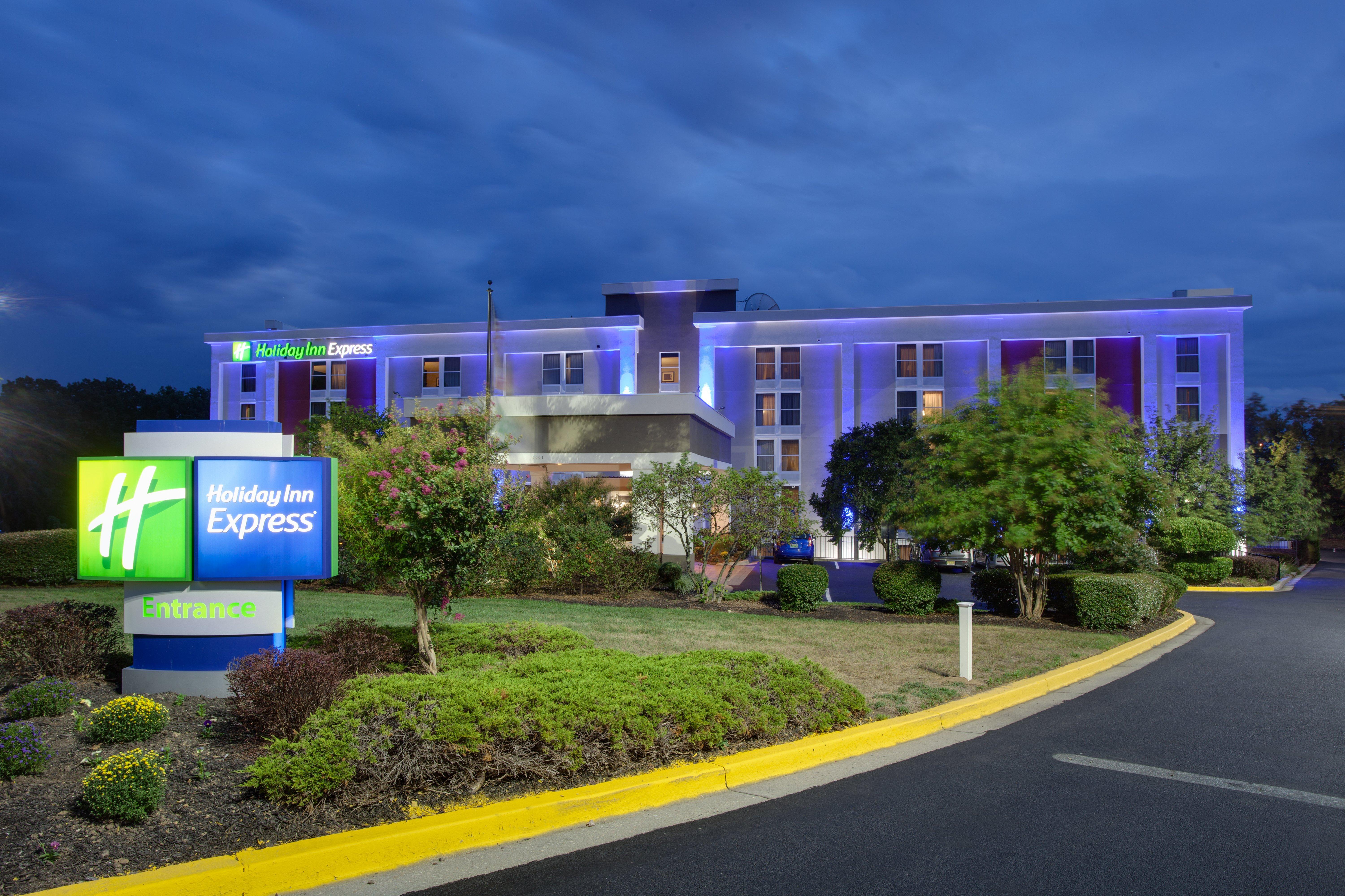 Holiday Inn Express Washington Dc East- Andrews Afb By Ihg Camp Springs Zewnętrze zdjęcie