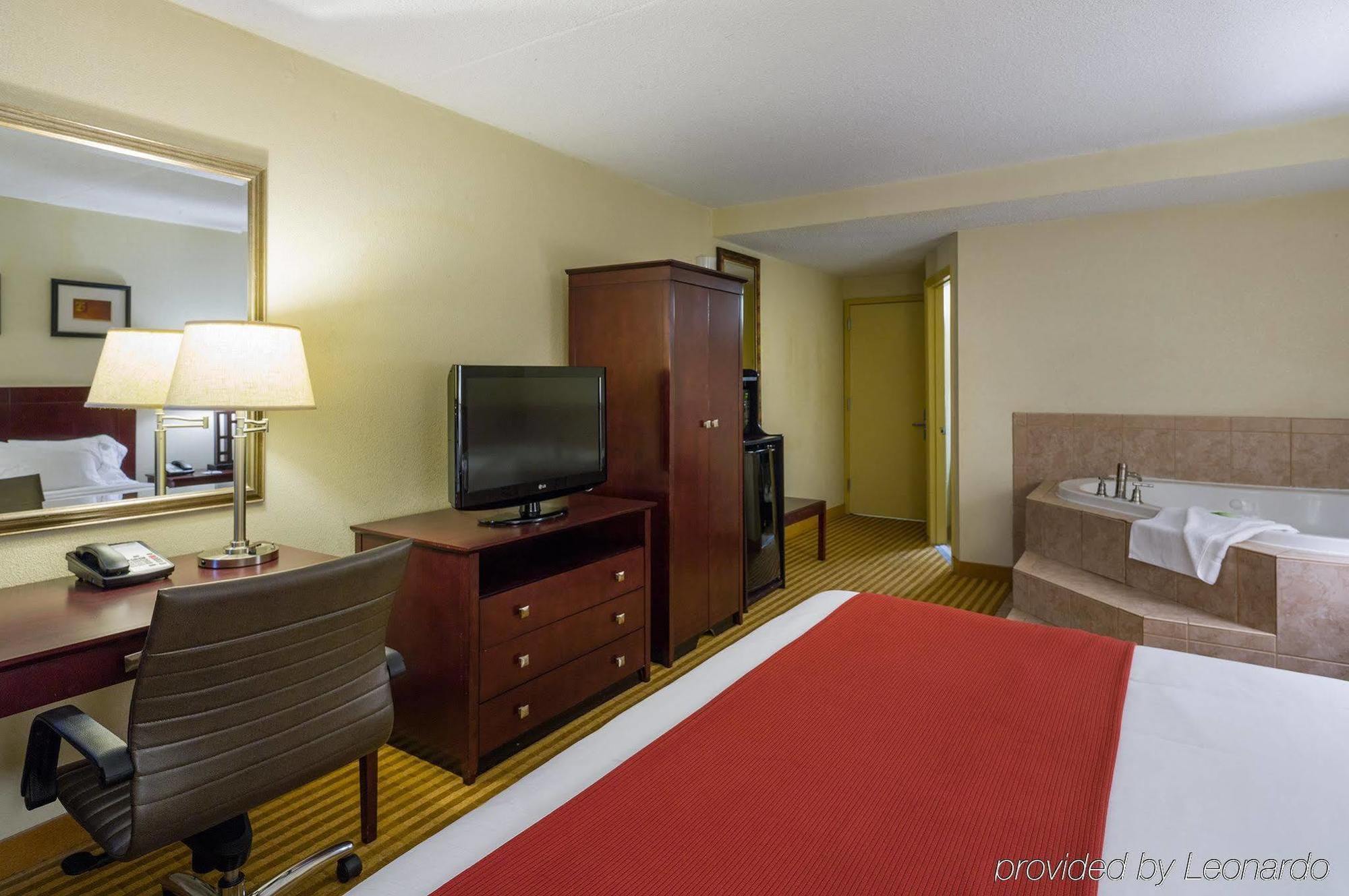 Holiday Inn Express Washington Dc East- Andrews Afb By Ihg Camp Springs Zewnętrze zdjęcie