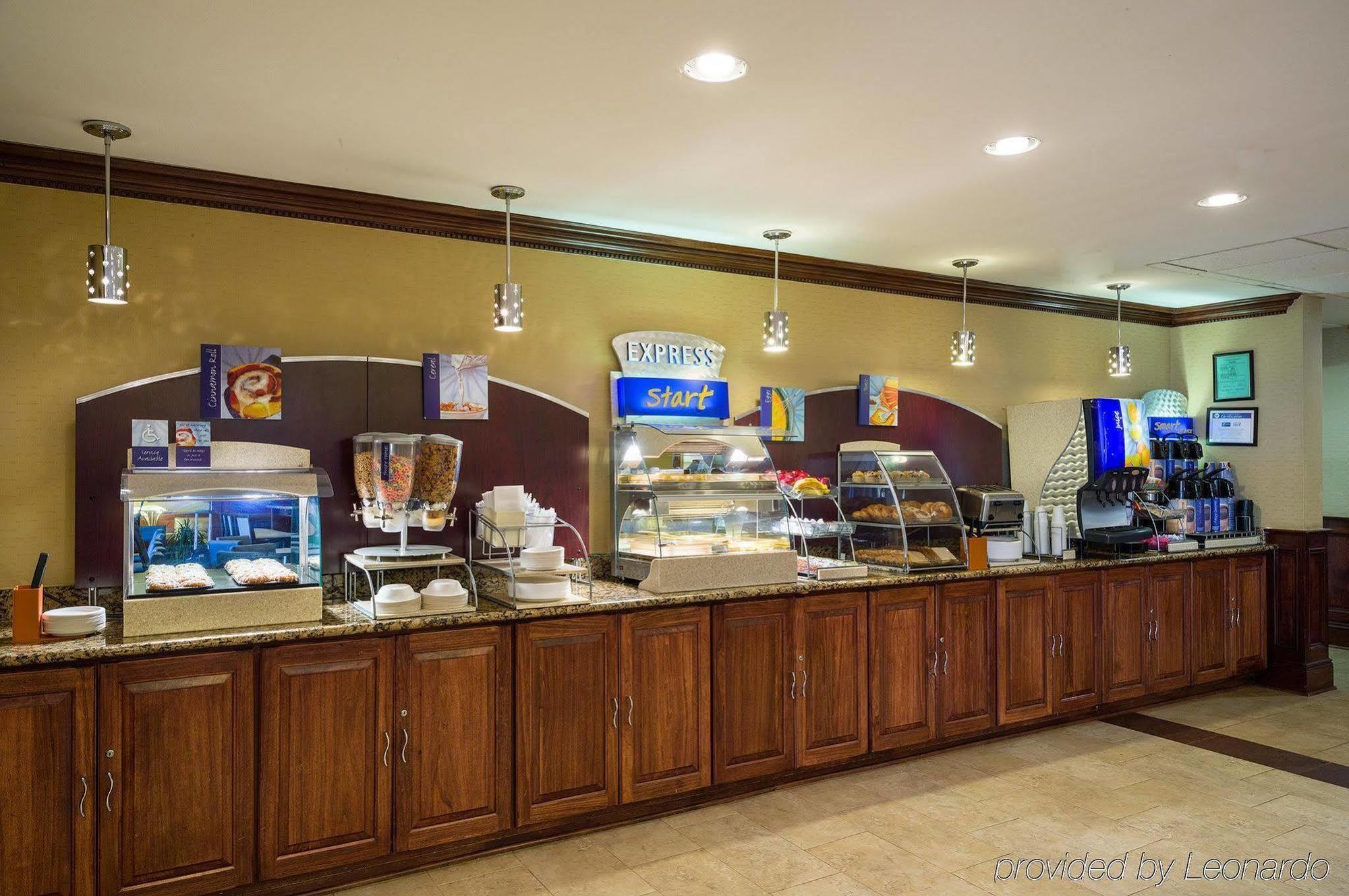 Holiday Inn Express Washington Dc East- Andrews Afb By Ihg Camp Springs Zewnętrze zdjęcie