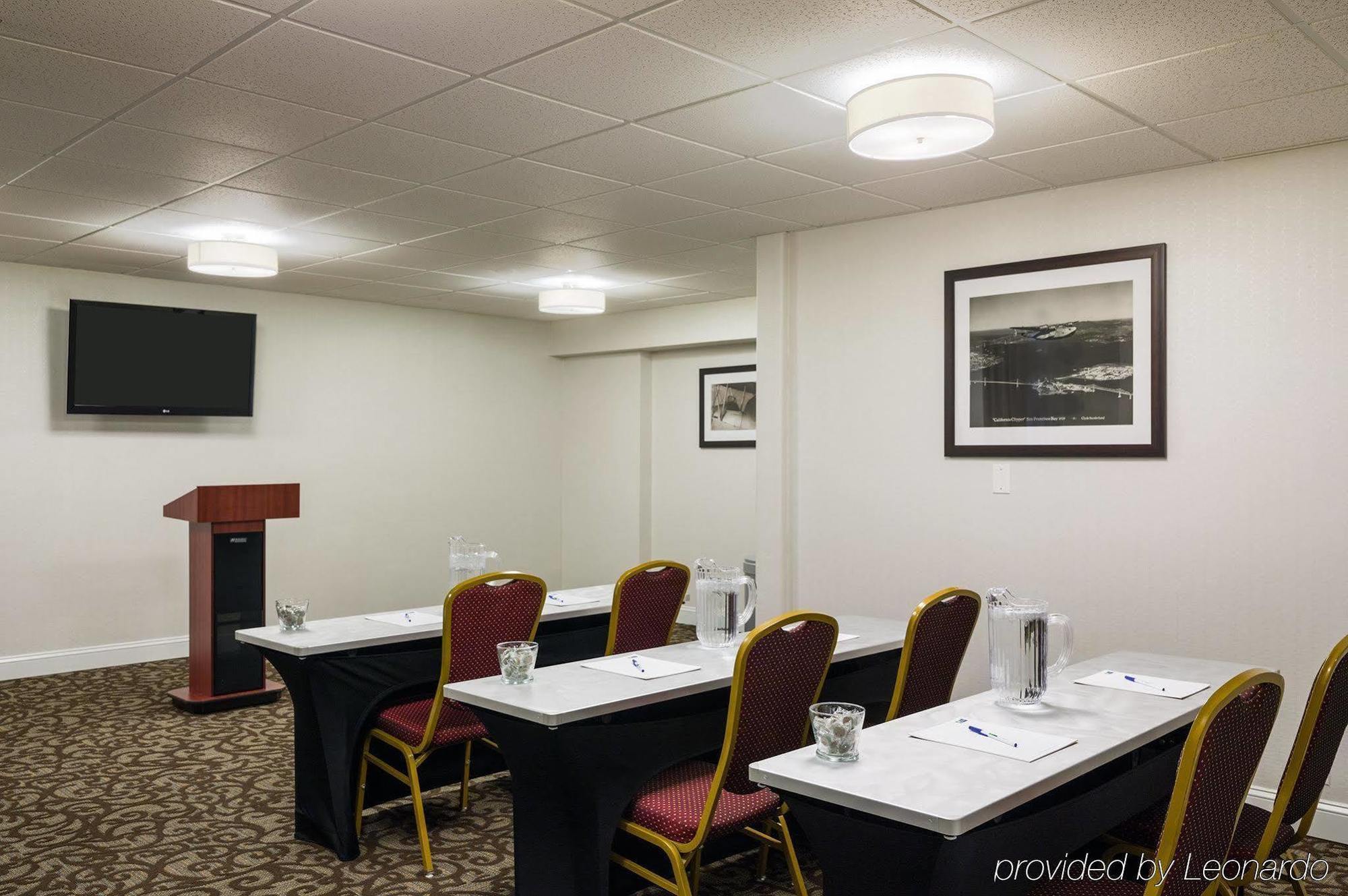 Holiday Inn Express Washington Dc East- Andrews Afb By Ihg Camp Springs Zewnętrze zdjęcie
